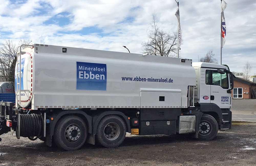 Tankwagen Ebben für Kraftstoff-Transporte Tankfahrzeug Ebben